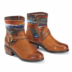 $180 L'Artiste Spring Step Women's Gaetana Ankle Bootie in camel size 41